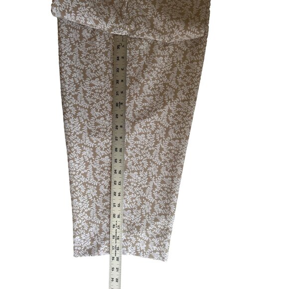 Alia Women's Tan & White Floral Print Capri Pants Size 12 - Picture 6 of 6